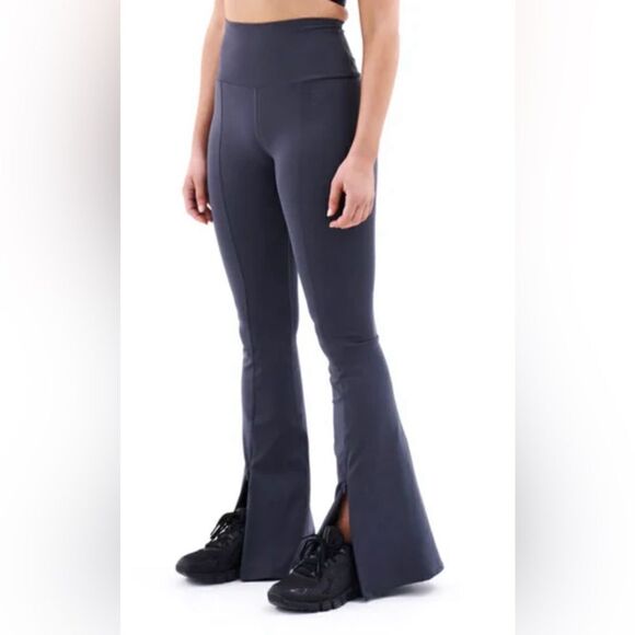 P.E Nation Full Force flared Leggings with split hem zip dark shadow gray NWT. M - Picture 1 of 13